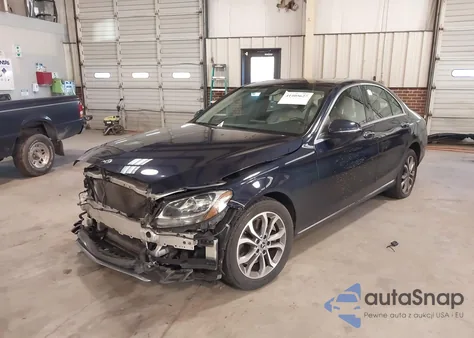 2018 Mercedes-Benz C 300 4Matic из США, поврежденный, VIN WDDWF4KB5JR418913